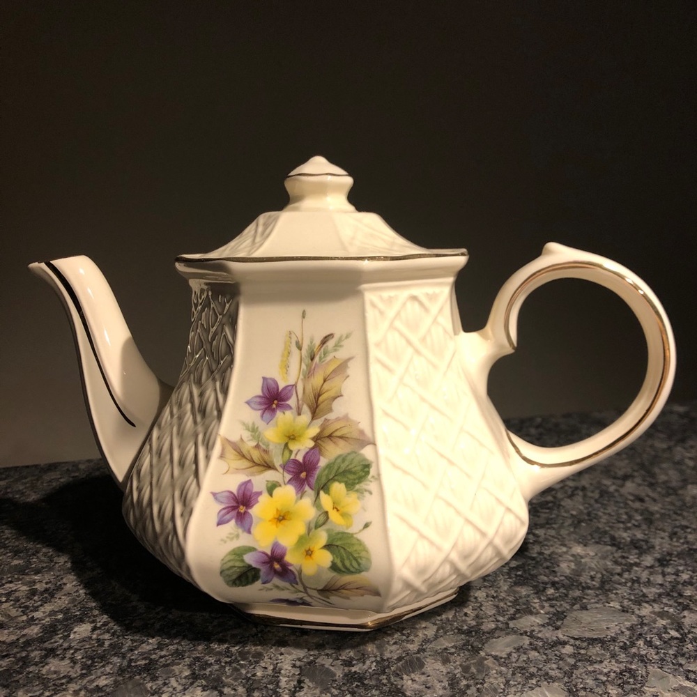 Sadler English China Teapot